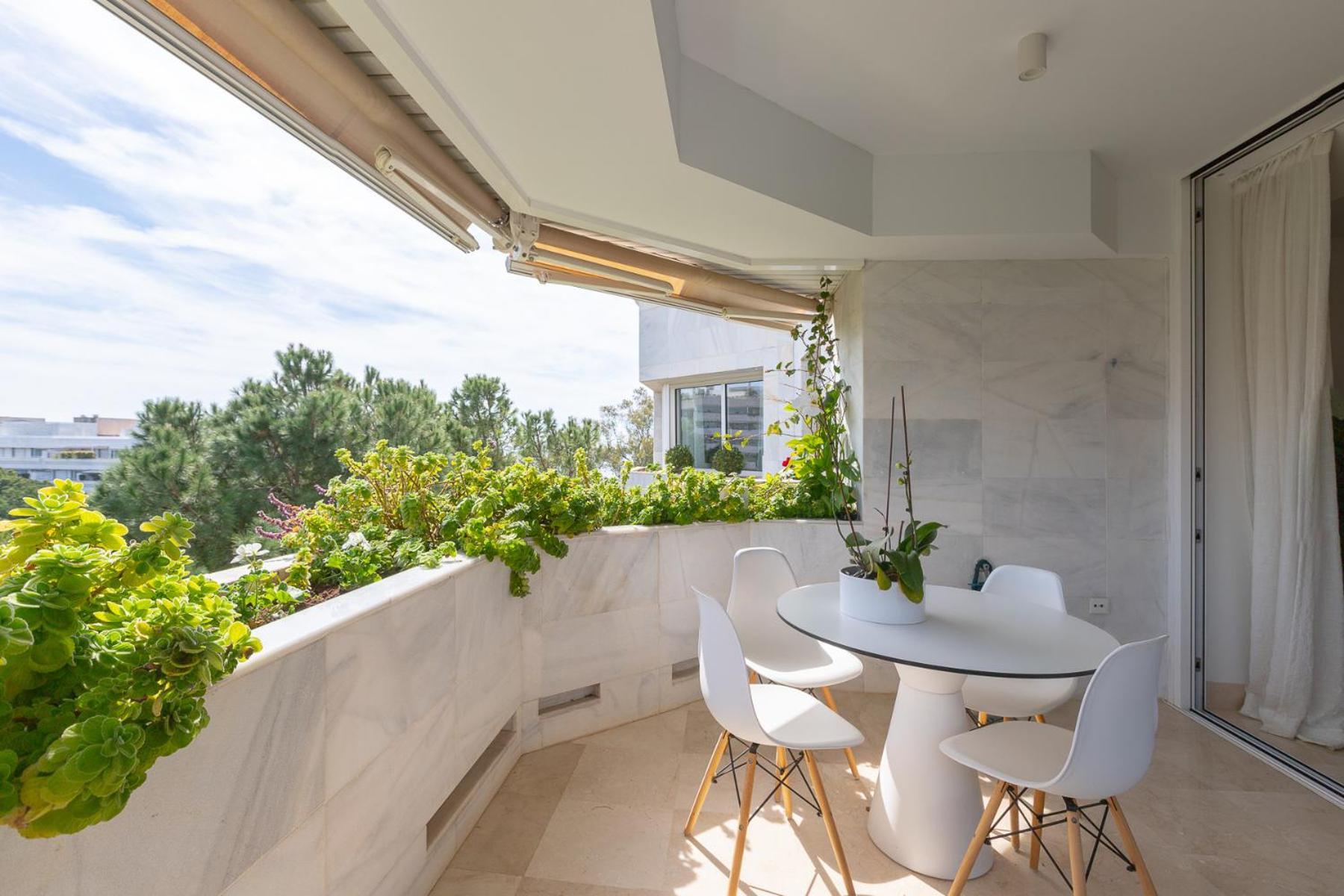 Lujoso Apartamento Con Piscina En Paseo Maritimo Μαρμπέλλα Εξωτερικό φωτογραφία