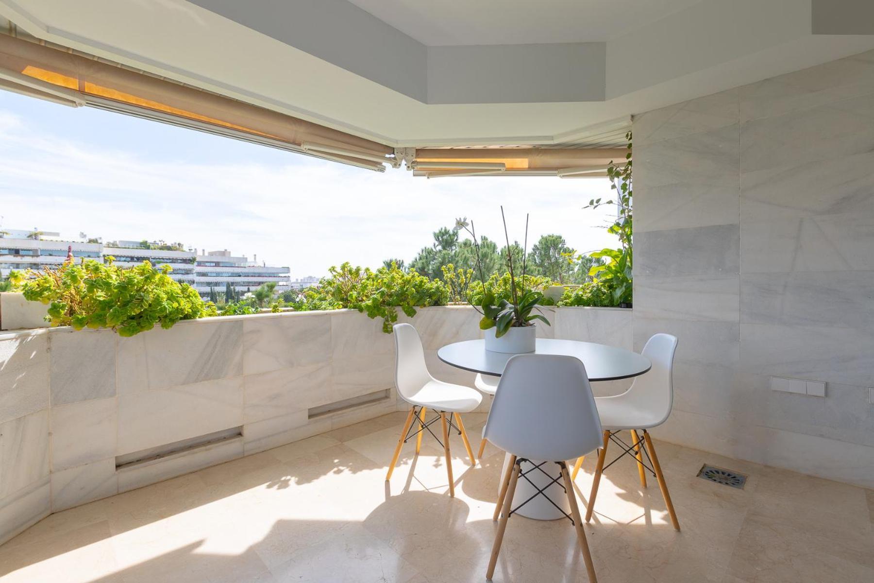 Lujoso Apartamento Con Piscina En Paseo Maritimo Μαρμπέλλα Εξωτερικό φωτογραφία